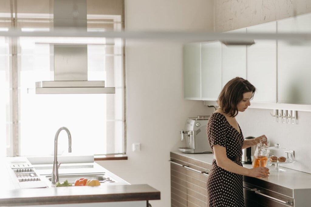Cleaning a kitchen counter